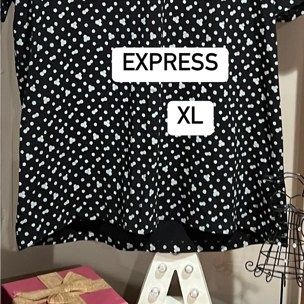 Mens Express - Picture 2 of 2